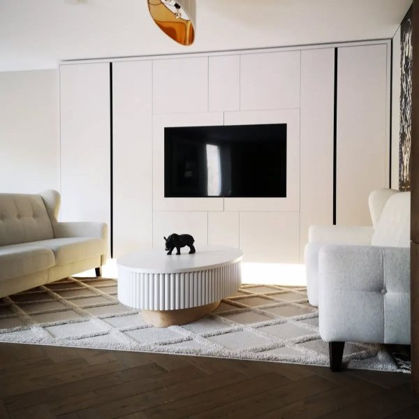 Gaminame ne tik virtuves, bet ir TV spintas, kavos staliukus😁
#baldmanta #baldaikaune #furniture #tvtable #cofetable